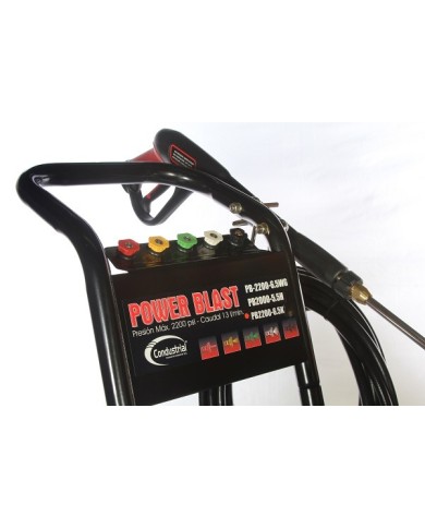 hidrolavadora POWERBLAST  PB-2200-6.5Kcon motor  a gasolina de 6.5hp.