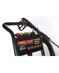 hidrolavadora POWERBLAST  PB-2200-6.5Kcon motor  a gasolina de 6.5hp.